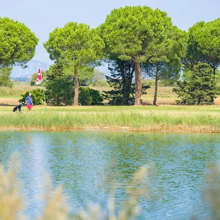 Saint-cyprien Resort