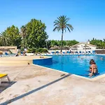 Saint-cyprien 度假村 *